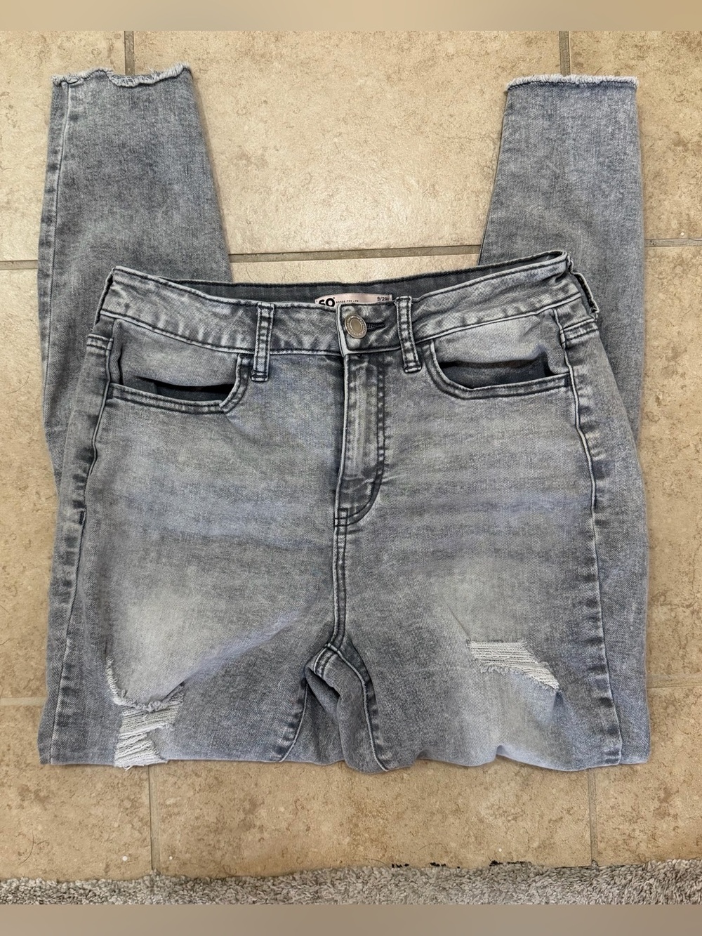 Women's Skinny Distressed Light Gray Jeggings